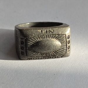 NFL Monopoly Ring game piece ring size 1.75 silver tone 1999 World Champions